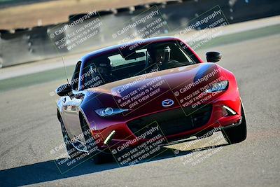 media/Dec-13-2025-Extreme Speed (Sat) [[d129ecb0b9]]/Beginner/Session 3 (Turn 5)/